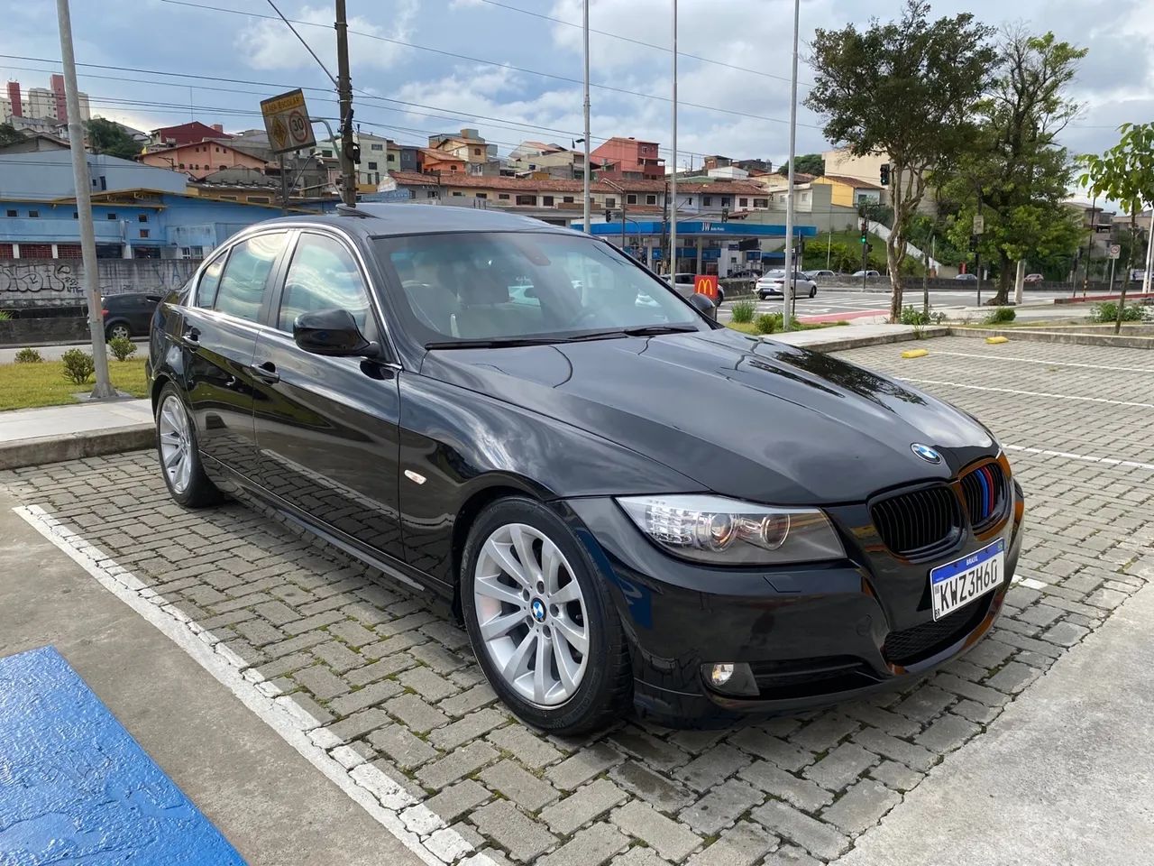 Bmw 325i 2011 - Foto 2