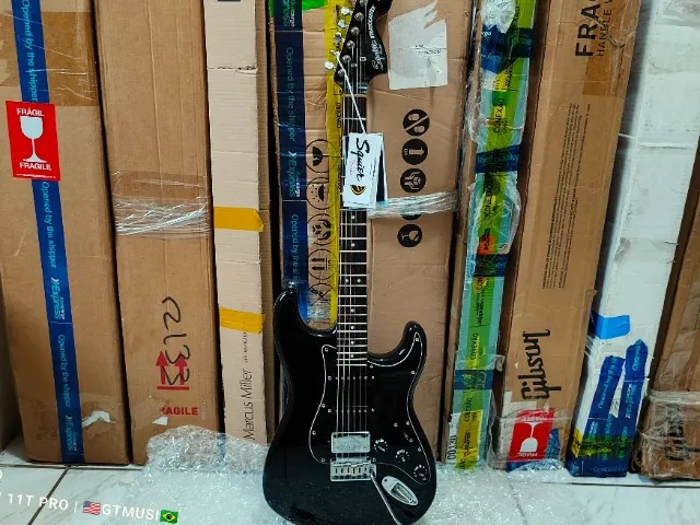 fender squier standard