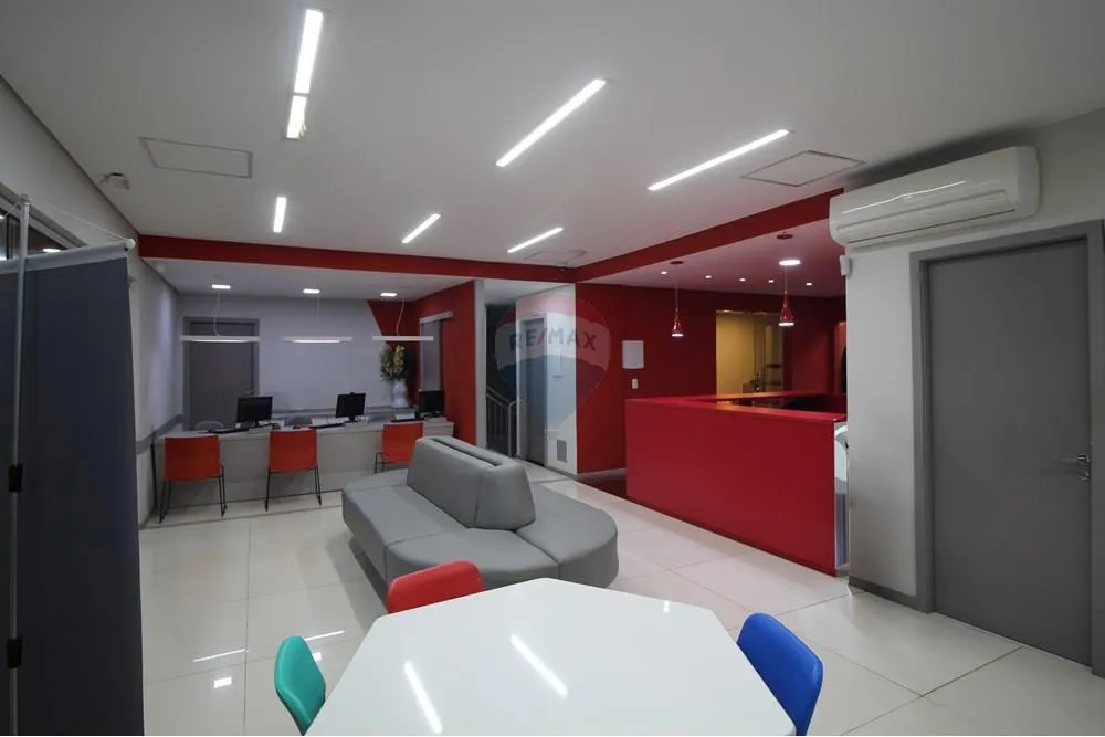 PASSA-SE O PONTO COMERCIAL COM INSTALAÇÕES