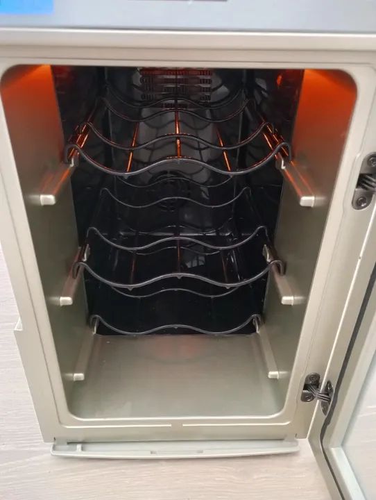 Adega de vinho para 6 garrafas - Foto 4