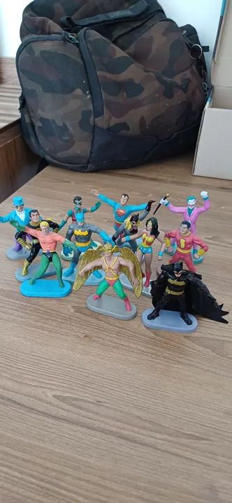 Bonecos Liga da Justiça - 12 Peças Dc