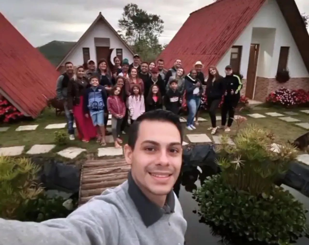 Sitio com 4 chalés cabanas vista para pedra azul montanhas - Foto 5