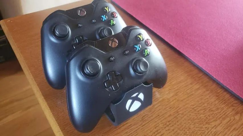 Suporte De Mesa 2 Controles PS4 e Xbox - Foto 2