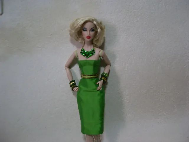 Fashion Royalty Monogram Allure - Foto 4