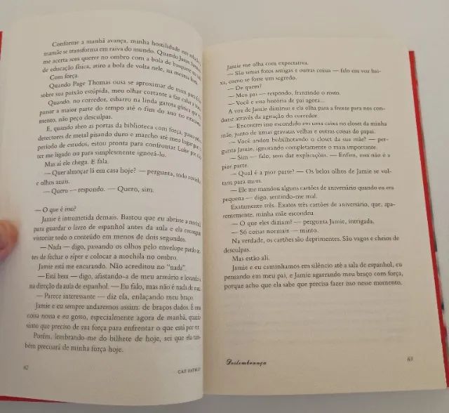 Livro - Deslembrança - Foto 3