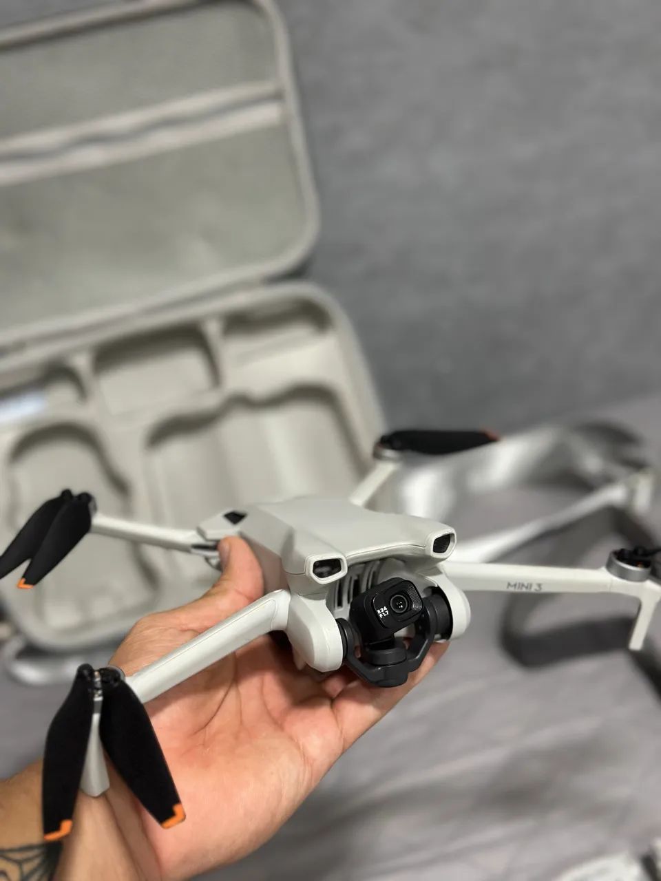 Dji mini 3 RC1 (tela no controle) - Foto 3