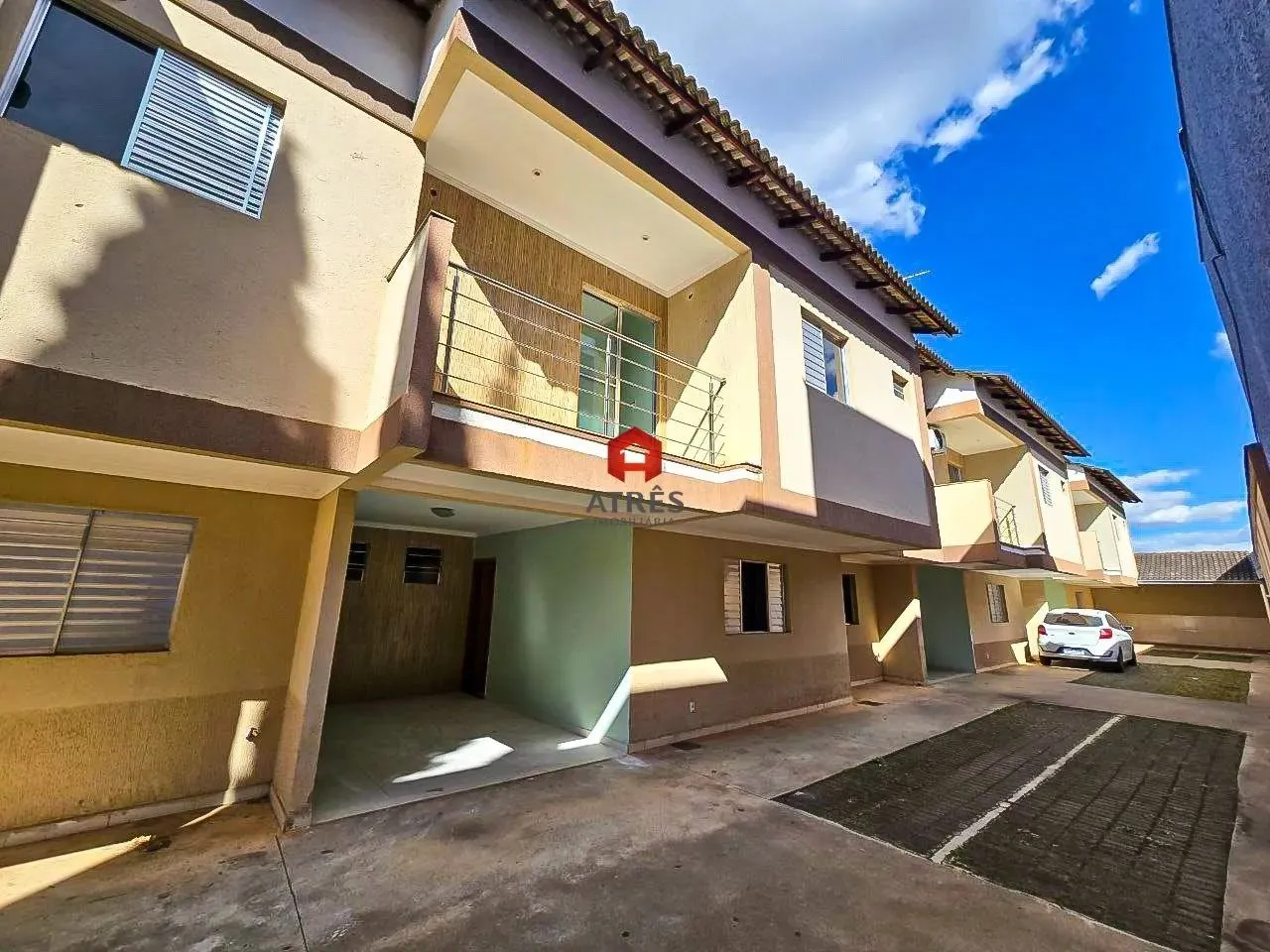 Sobrado para locação com 130m² localizado no Setor Santa Genoveva