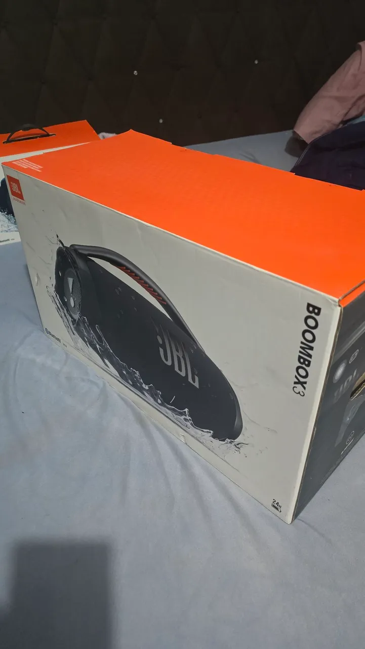 Caixa de Som JBL Boombox 3 seminova