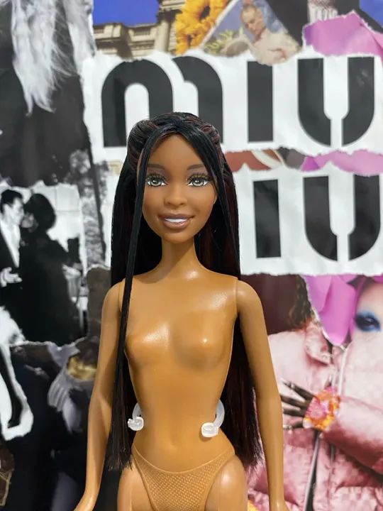 Boneca Barbie Desiree Fashion Fever 2005