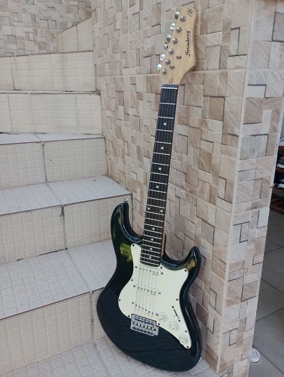 Guitarra Elétrica Steinberg