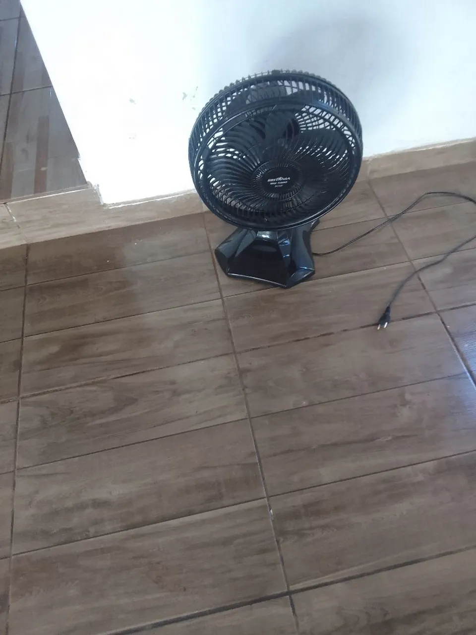 Ventilador de mesa Britânia
