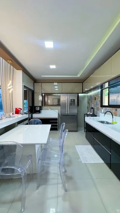 Imóvel para aluguel tem 230 metros quadrados com 4 quartos em Cararu - Eusébio - CE
