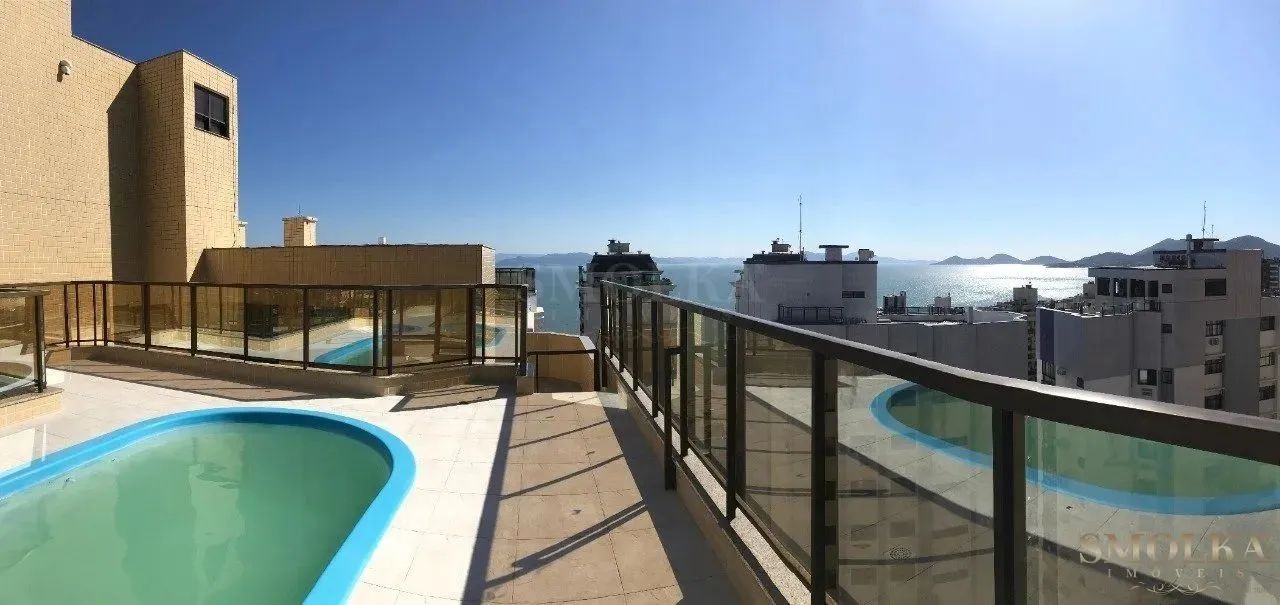 Cobertura maravilhosa com vista para Beira Mar de Florianópolis
