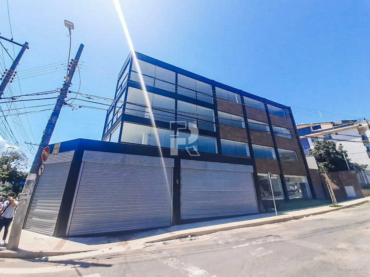 Prédio comercial para locação no bairro Floresta