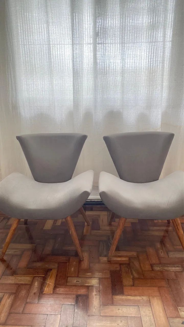 Selling two armchairs64739865086721122