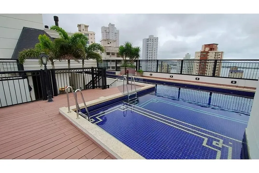 Apartamento para Alugar no Fazenda - Itajaí - 1 Suíte + 2 Demi, Sacada c/ Churrasqueira e