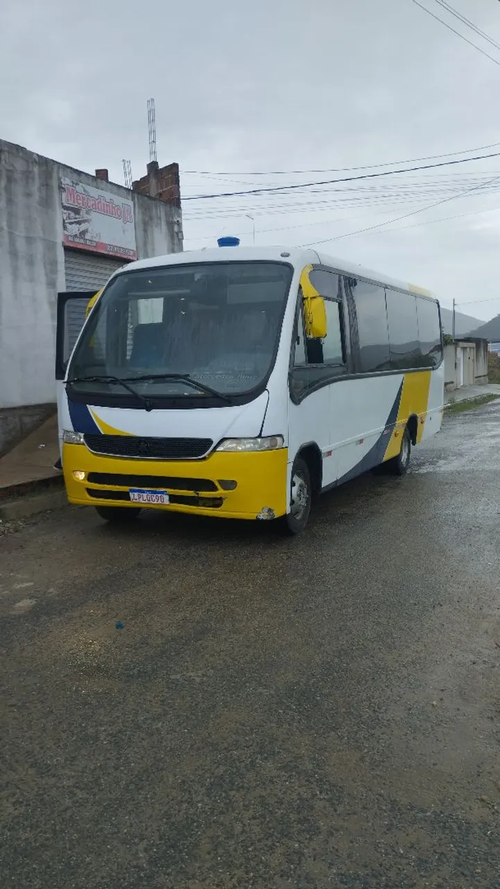 Micro ônibus Sênior MB