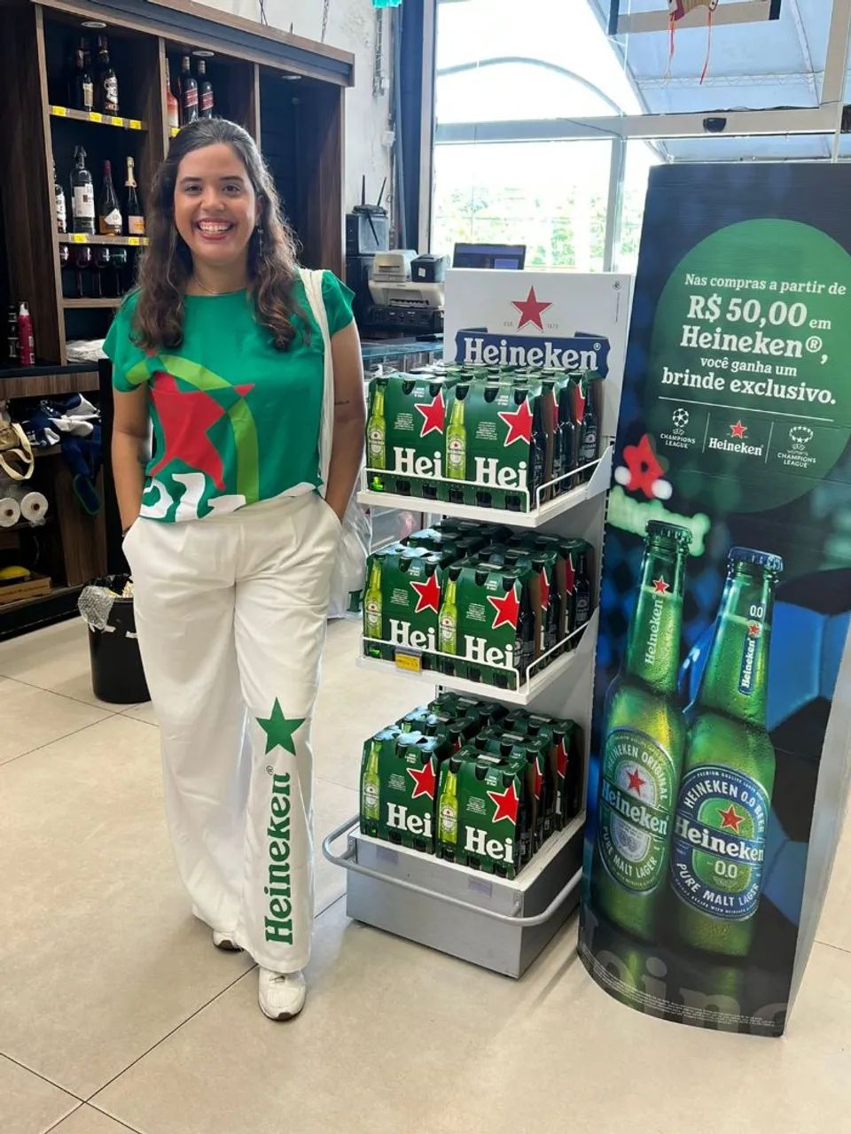 Panfletista/Promotora de Eventos 