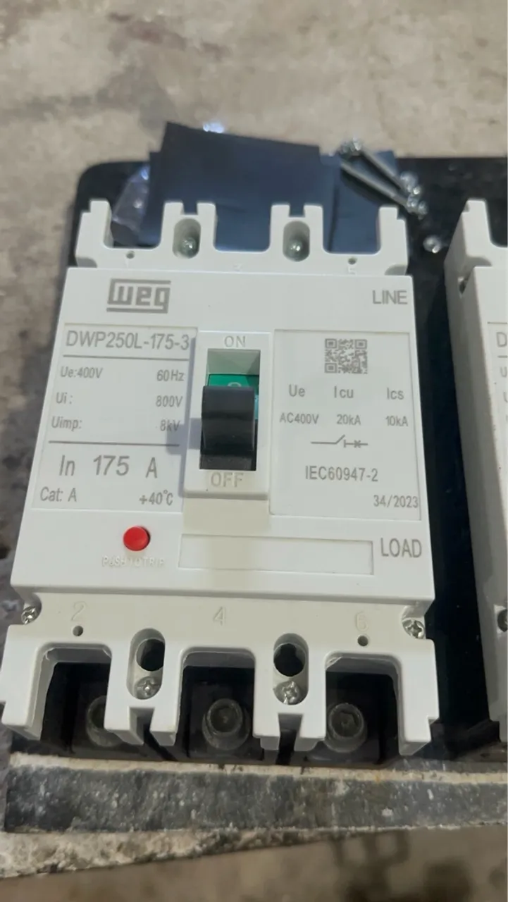 Disjuntor WEG DWP250L-175-3