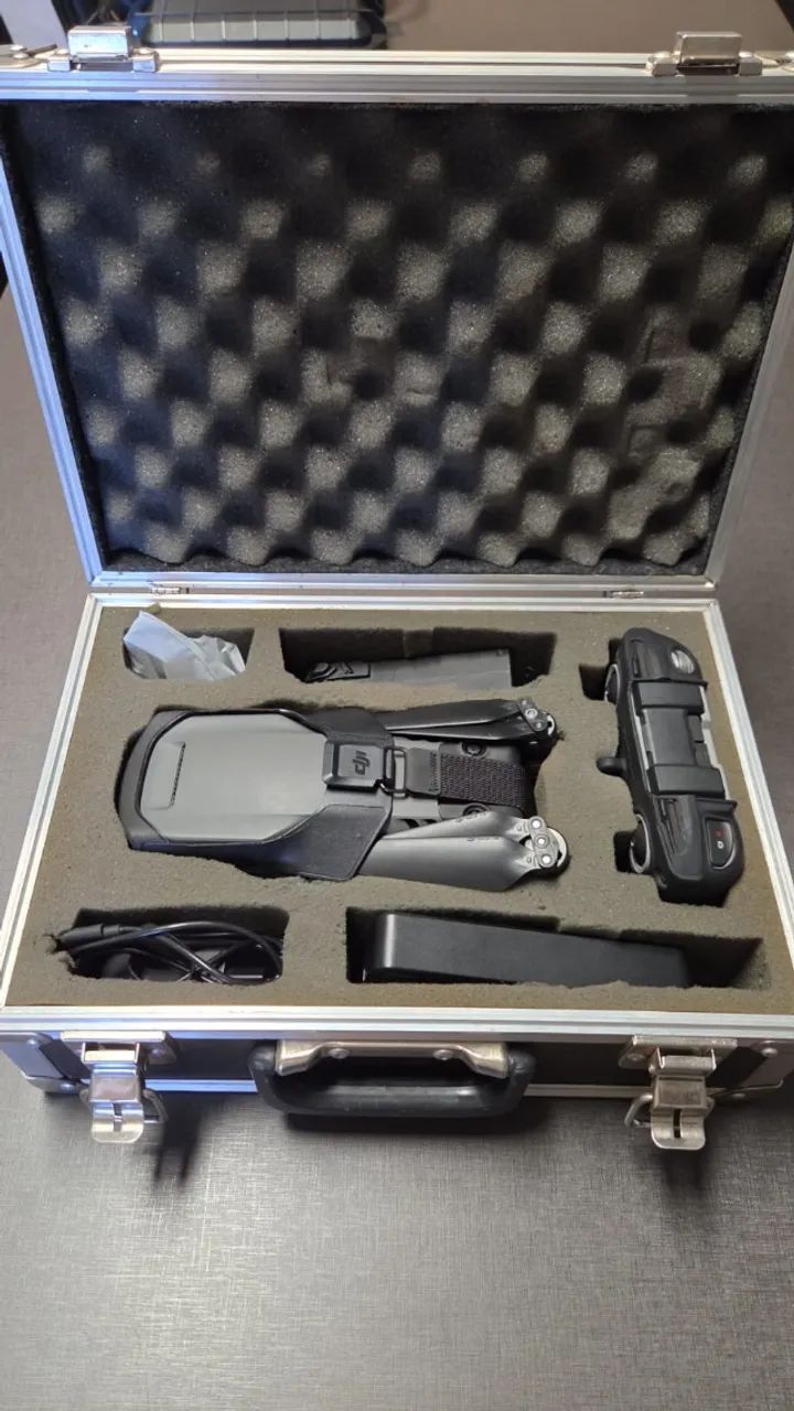 Drone dji mavic 3 com case e 2 baterias - Foto 3