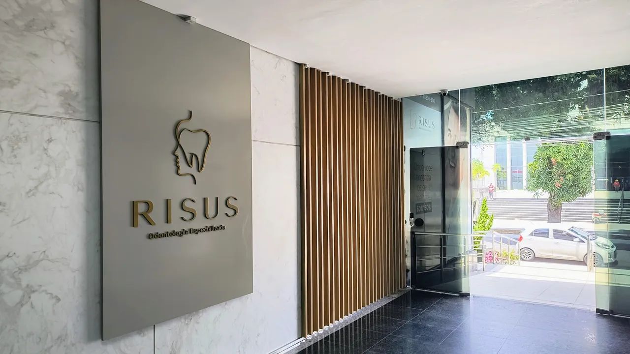 Lindo e Amplo Escritório de 32 m² - No Plaza Center  Em frente ao Fórum Civil - Recepção   - Foto 4