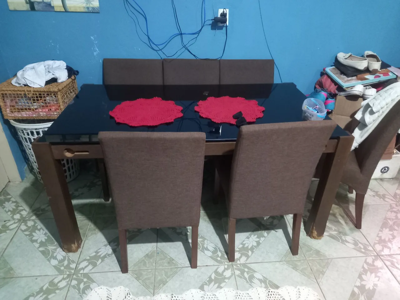 Mesa de Jantar de Vidro com 6 Cadeiras