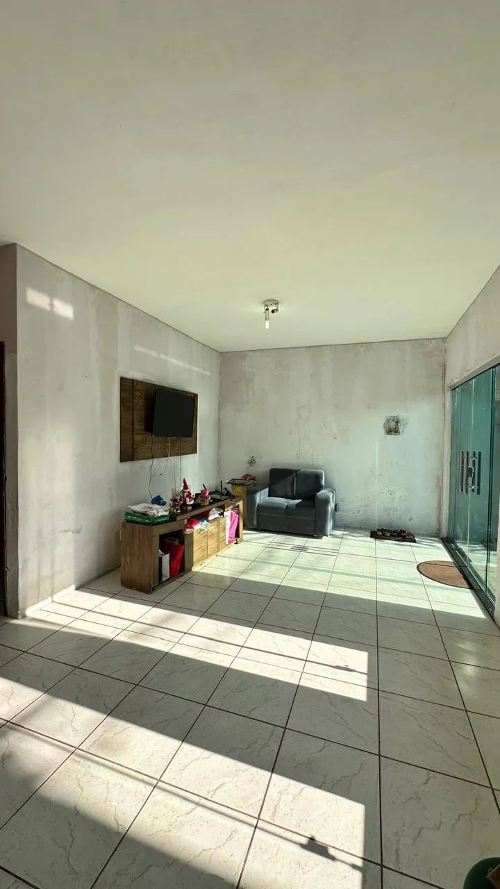 Vendo/alugo excelente casa de 300m² na Cidade Nova, bem próximo ao Sumaúma. - Foto 2