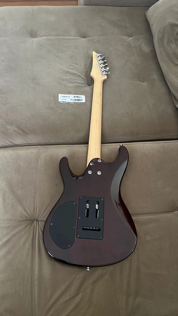 Linda Guitarra Ibanez HSS Flamed top - Foto 2