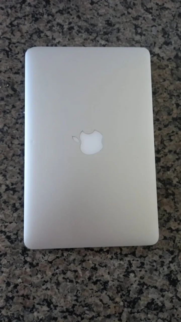 Macbook Air Processador I5 4gb Memória Nvme 240gb