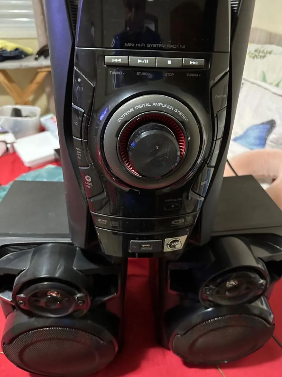 Mini sistem LG completo com 2 caixas e controle remoto 