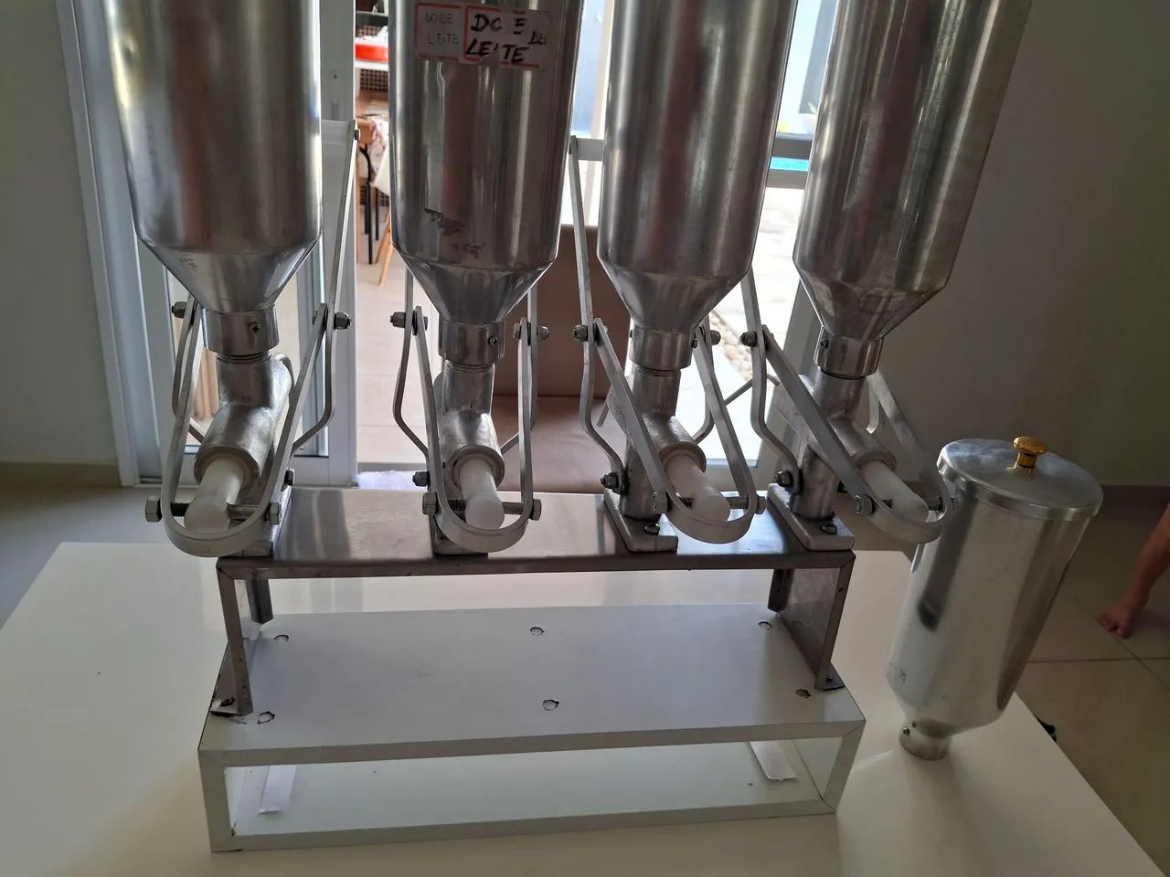 04 churreiras com 4 copos - Foto 5