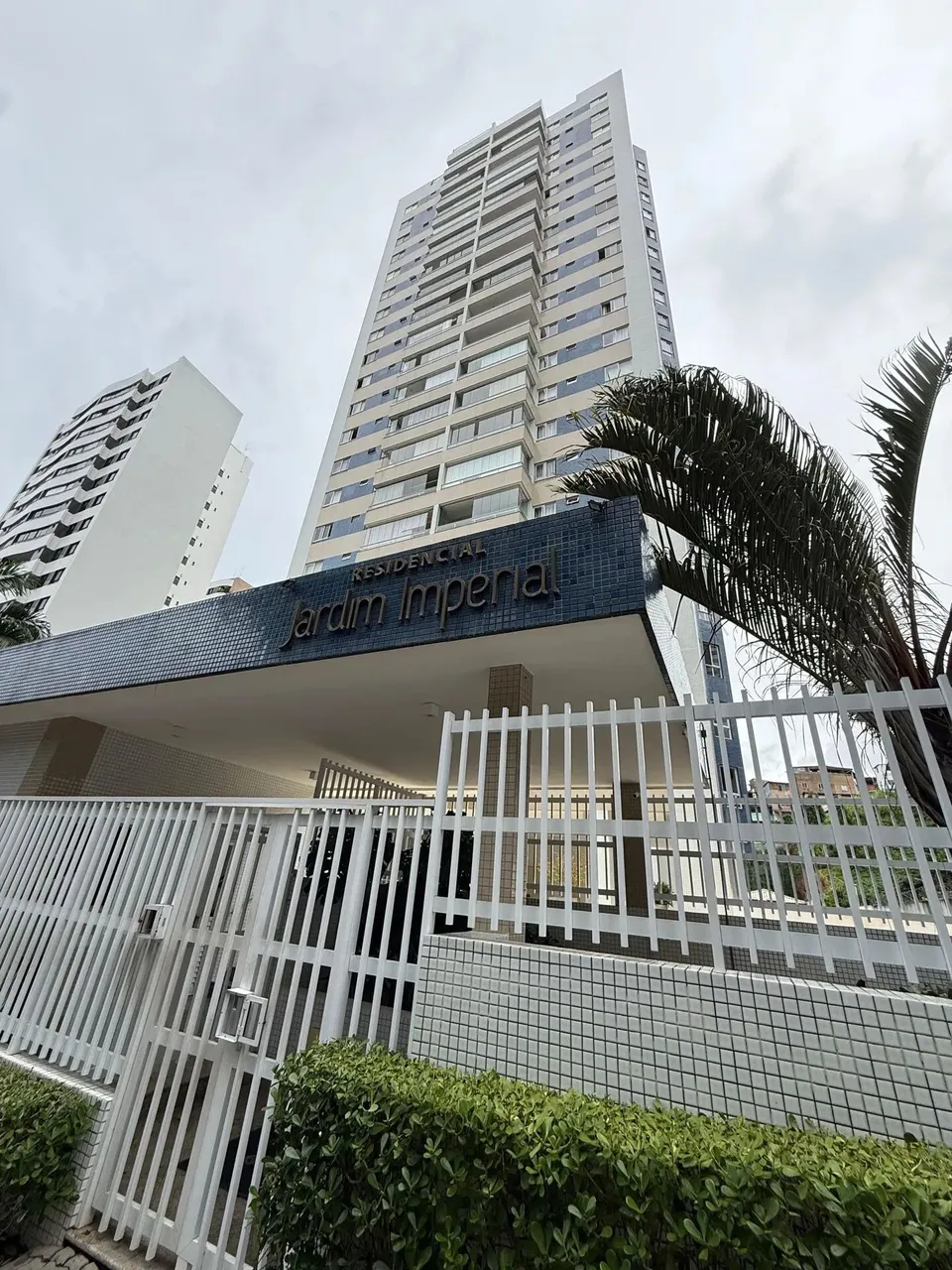 Apartamento Alto Padrão 3 Quartos com 1 Suíte + Gabinete