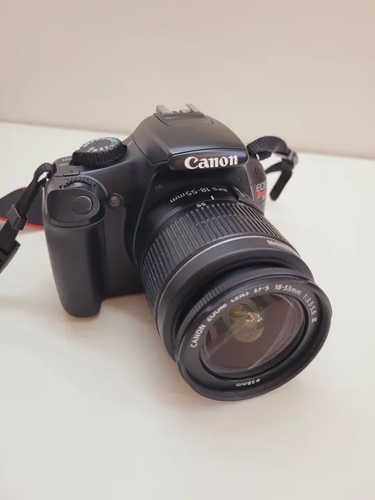 Câmera Canon EOS Rebel T3