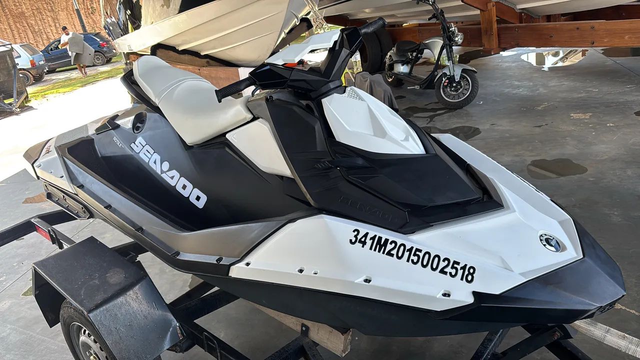 Jet Ski Sea-Doo Spark 2015  - Foto 4