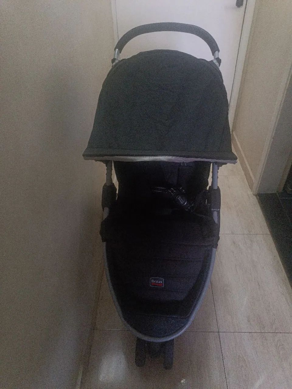 Carrinho de bebê Britax até 25kg Reclinável Higienizado  - Foto 5