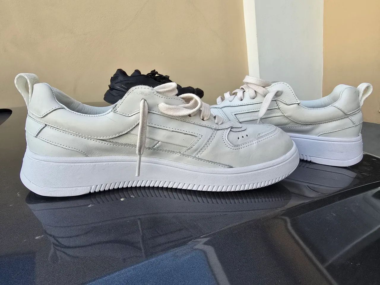 Tênis Branco Casual - Estilo e Conforto - Foto 2