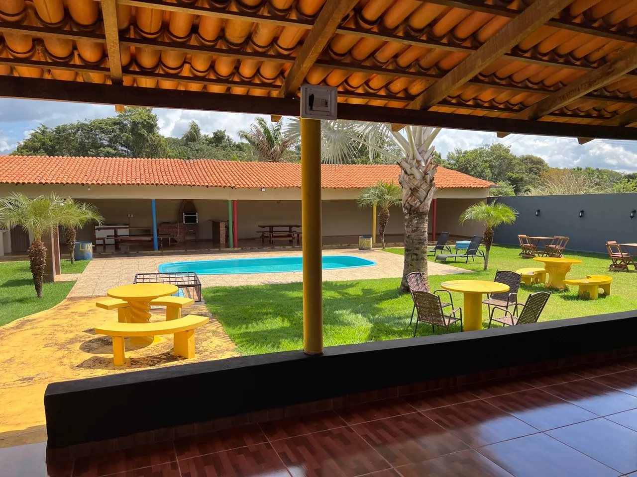 Chácara com casa a venda [ chácara todo mobiliado e arrumada}