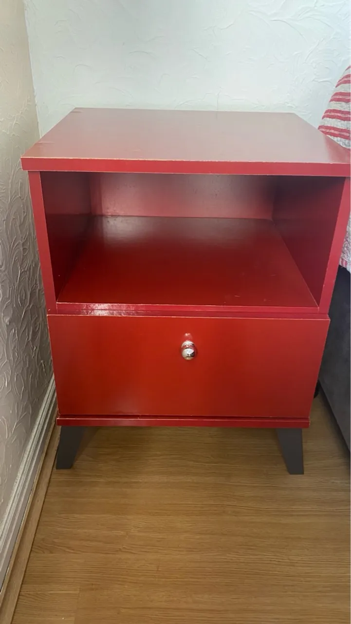 Mesa de cabeceira 