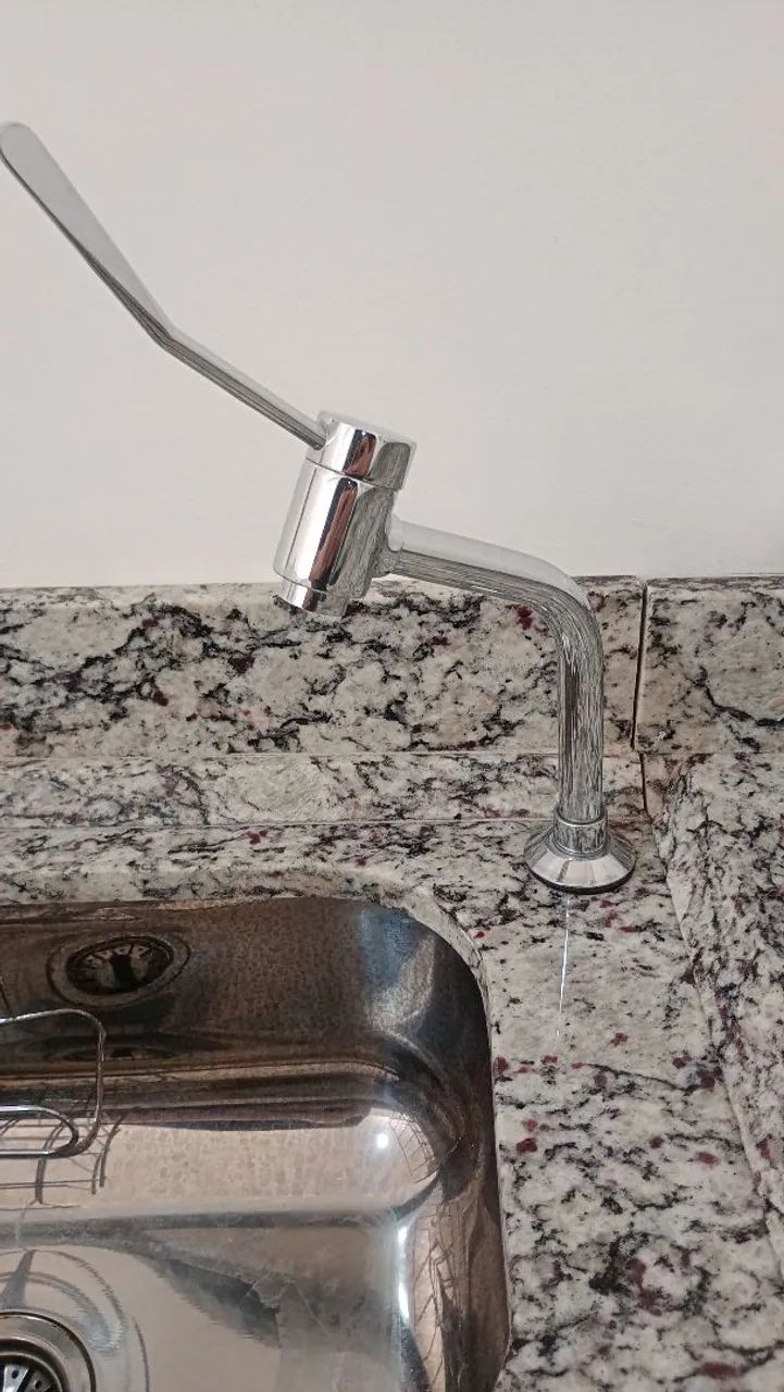 Torneira moderna para banheira, lavatório ou cozinha