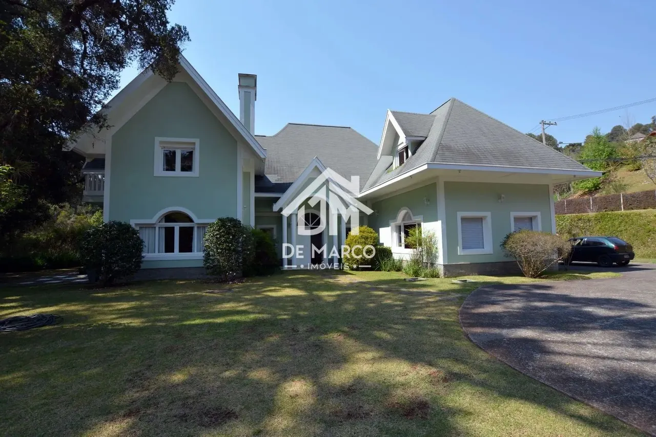 Casa com 4 dormitórios à venda, 384 m² por R$ 6.000.000 - Capivari - Campos do Jordão/SP