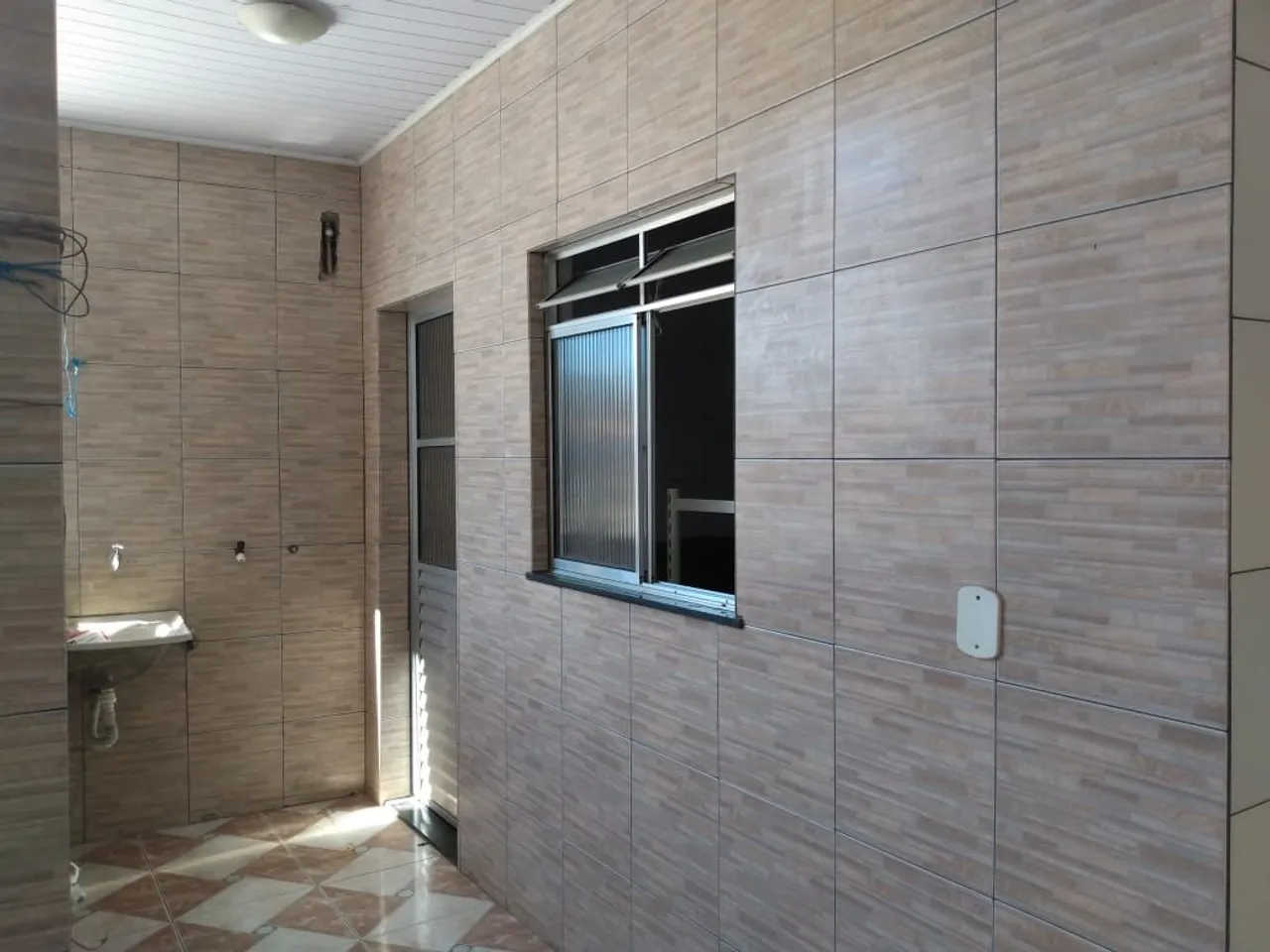 Apartamento 1/4 saúde 900,00