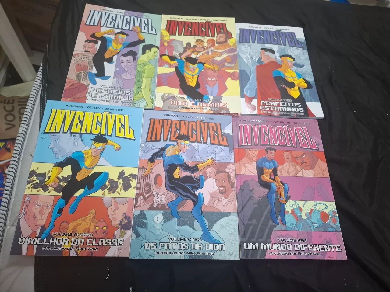 Invincible Vol. 1–6