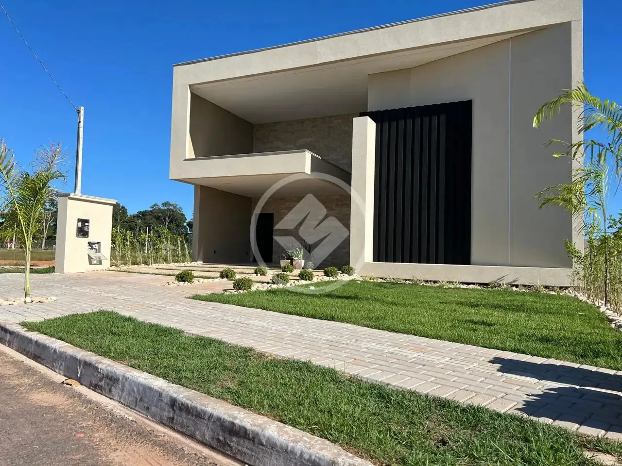 Casa à Venda Com 3 Suítes no Condomínio Aquarela Dos Poemas em Sinop MT codigo: 101609