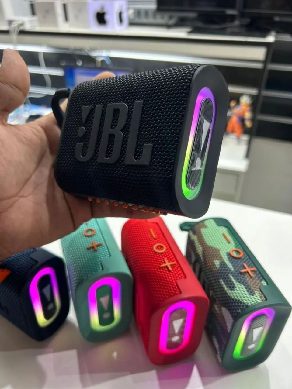Caixa de Som JBL Go 4 com Luzes RGB - Nova!