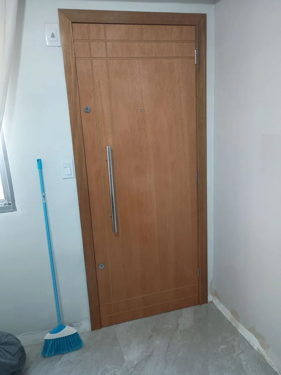 Instalador de Portas e Batentes 
