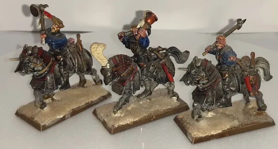 3 Figuras De Cavaleiros Medievais 