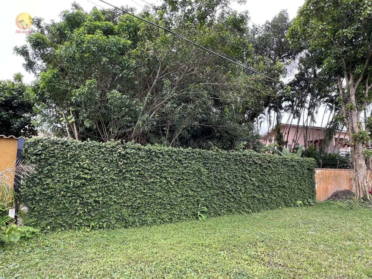 Terreno à venda em Bertioga na praia do Indaiá