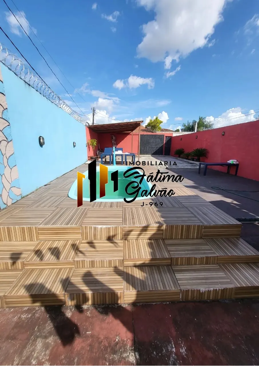 Vendo Casa Com Piscina no Conj. Paumari /Coqueiro