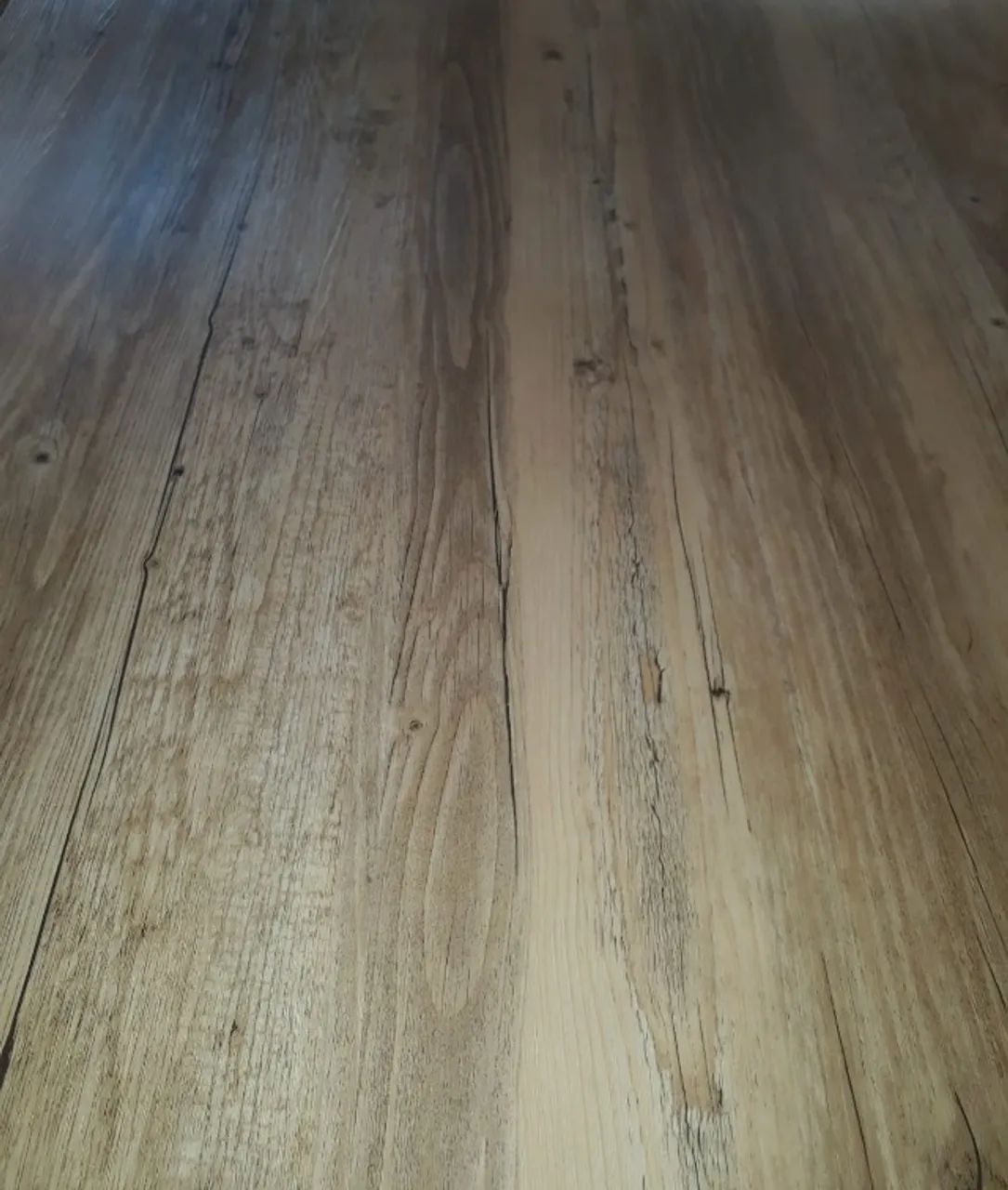 Piso vinilico em régua 1,20 x 0,18 tabaco rustico - Foto 4