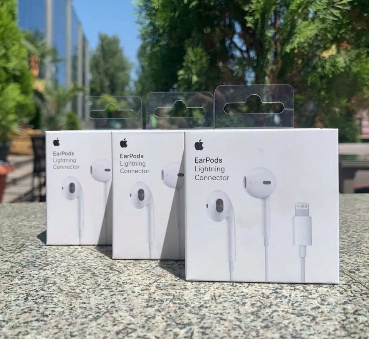 Apple EarPods com conector Lightning - Novo - Foto 4